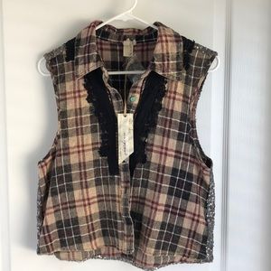 Plaid and sequin vest by Buckle